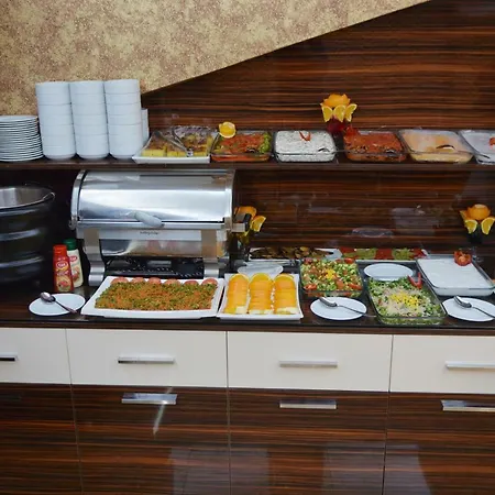 Hotel Mozart 2*
